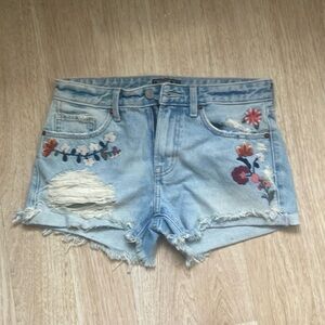 Abercrombie Fitch Blue Embroidered Floral Distressed Denim Shorts Women